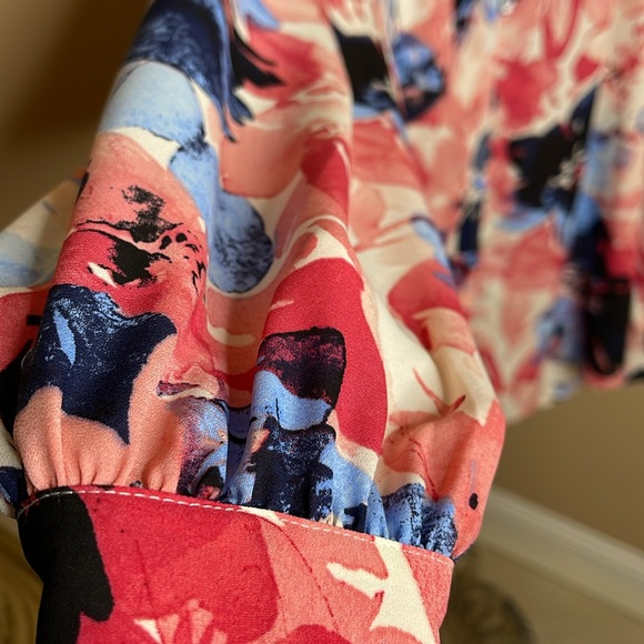 Jones New York Flower Blouse Size XL  Ruffle Neck Puff
Sleeve - Picture 8 of 14